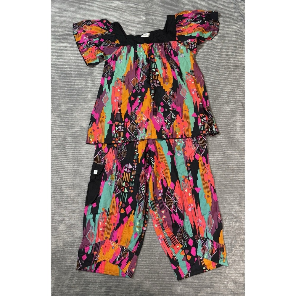 Vintage‎ Womans Medium African Print Top And Bottom